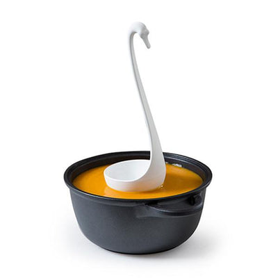 Serving Meals Will Be a Breeze With This Awesome Floating Ladle– My ...